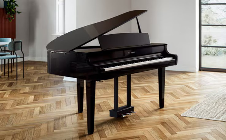 Yamaha CLP865GP-3.jpg